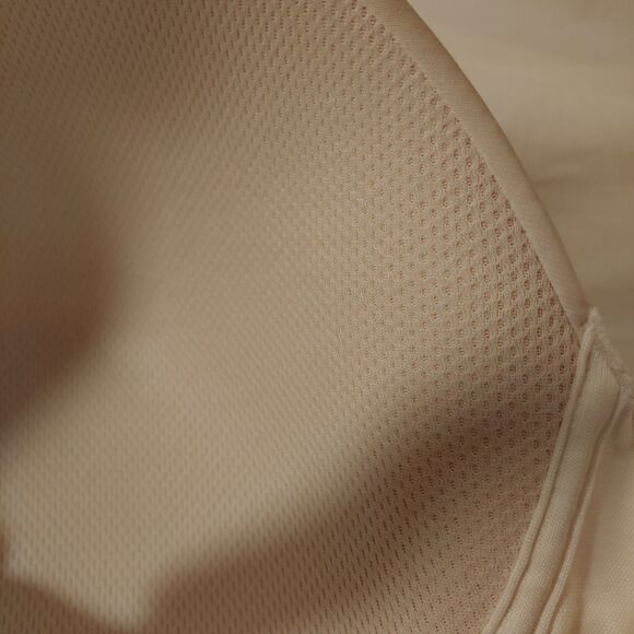 NWT Vanity Fair Women's Size 42DD Coconut White Breathable Luxe Full Figure Bra. - Picture 7 of 8